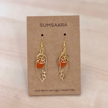 Load image into Gallery viewer, Abstract Face Earrings